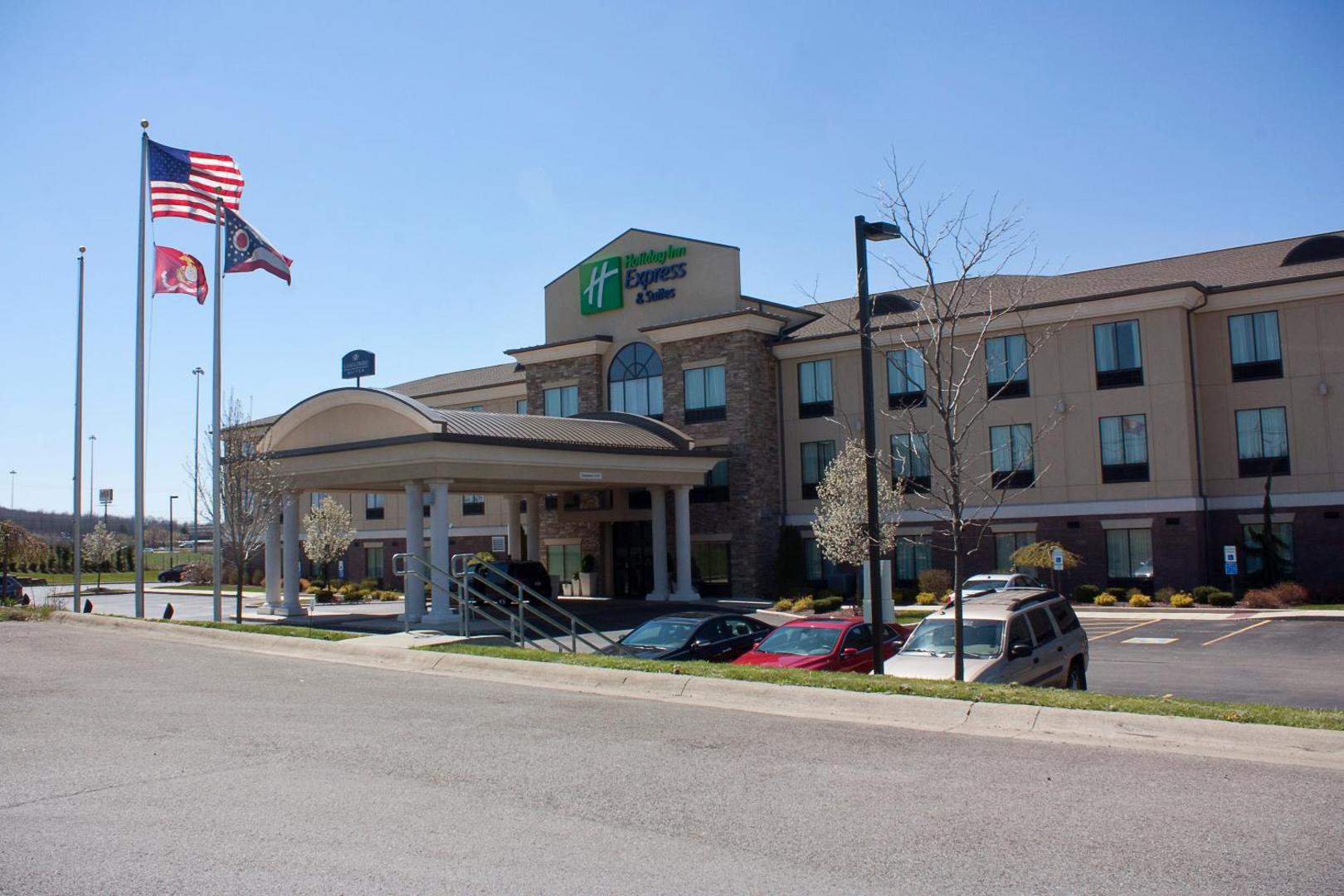 Holiday Inn Express & Suites Youngstown West I 80, an IHG Hotel